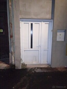 Plastove dvere biele - 1