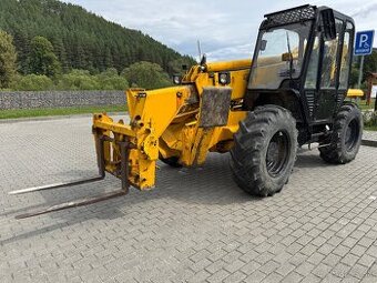 Predám teleskopický nakladač JCB 530-110