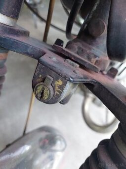 Jawa 90 drzak hranate nadrze, vicko