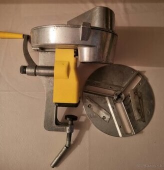 Strúhač/rezač na kapustu