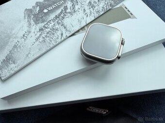 Apple Watch ultra 2 silver