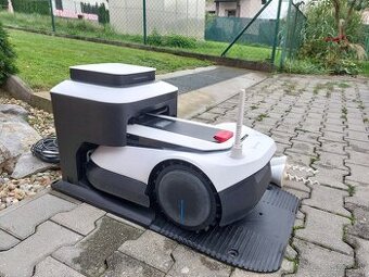 Profi roboticka kosačka Ecovacs Goat G1 1600m2