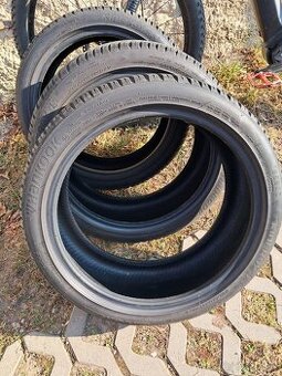 Celoročne pneu Hankook Kinergy 4S2