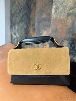 Chanel Flap Kabelka Suede calfskin, shiny lambskin