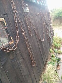 Staré reťaze závažia