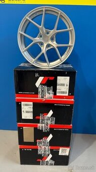 5x112 r18 Japan Racing SL01