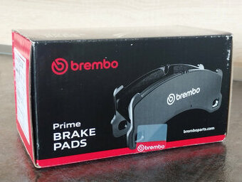 Brzdové platničky Brembo.