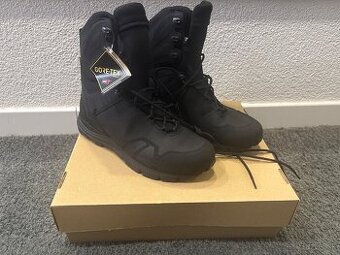 Pracovna obuv vysoka vel 29,5