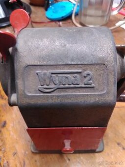 Struhátko na ceruzky