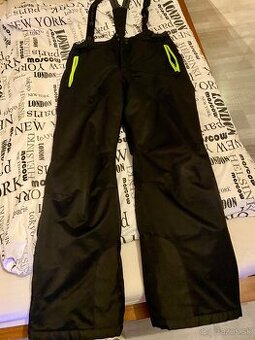 Predám snowboardové nohavice Alpine Pro