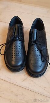 Pánske poltopánky celé kožene úplne NOVÉ