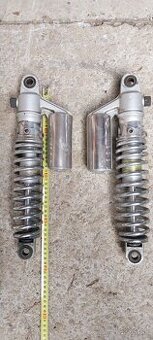 Zadné tlmiče plynove nastaviteľné hore aj dolu slušný stav 2