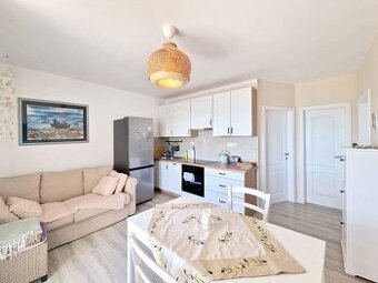 CHORVÁTSKO - Apartmán v 1.rade v žiadanej lokalite - PETRČAN