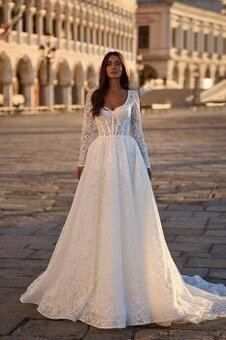 Nadherne luxusne nove cipkovane svadobne saty s dlhymi rukav