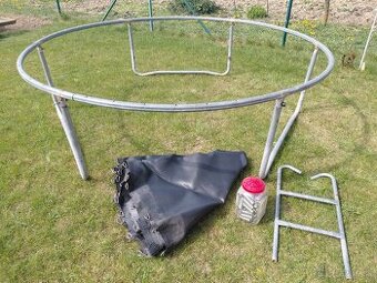 Darujem detskú trampolínu 2,4m