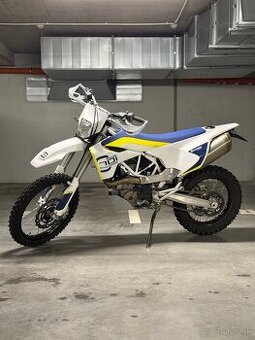 Husqvarna 701 Enduro 2018 + Rekluse Radius x