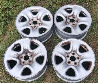 5x114 r16 pevnostne Suzuki vitara 4ks69eur slušný stav pošle