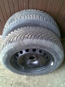 predam zimne gumy 185/65 R 15 92T Continental