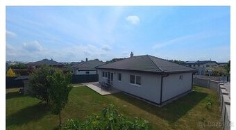 Novostavba 4i. BUNGALOV, Hrubá Borša, 35km od BA
