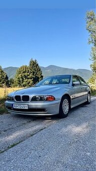 BMW e39 523i