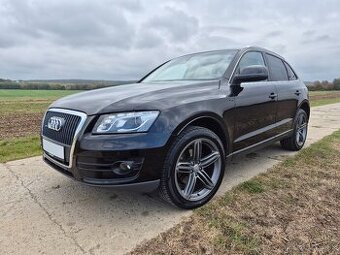 AUDI Q5 2,0TDi .. Quattro ..