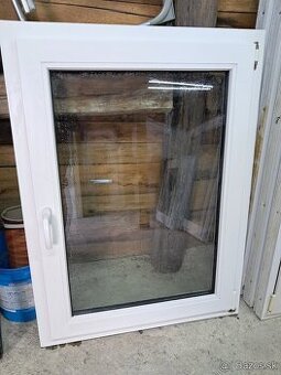 Predám plastove okna 100 cm dlhý x 145 cm vysoký