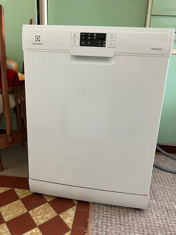 Umývačka riadu Electrolux TIMEMANAGER