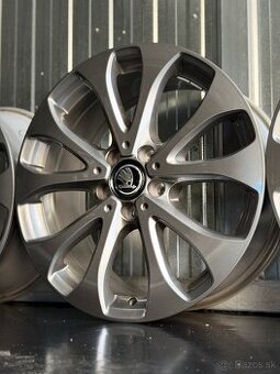 #23 Elektróny originál Škoda r18