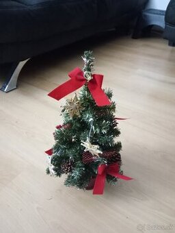 Vianočný stromček dekorácia