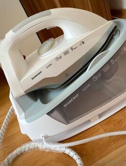 Parná žehliaca stanica Silvercrest 2400W – nepoužitá