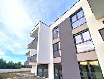 CHORVÁTSKO - Apartmány v novostavbe s výťahom - PRIVLAKA