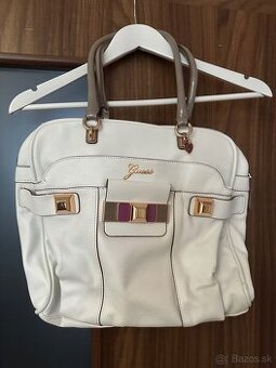 Guess kabelka biela