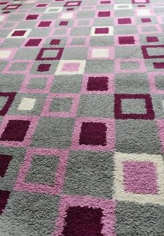 Koberec do dievčenskej izby