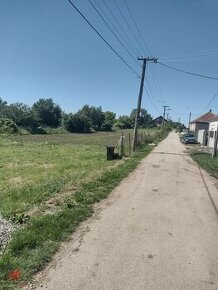 Predám stavebný pozemok 24á v obci Semerovo