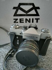 Fotoaparát Zenit B.