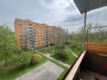 Na prenájom 3 izbový byt Trenčín, Soblahovská ul.