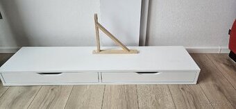 Ikea police