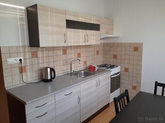 2 izbový byt - Hliny 3