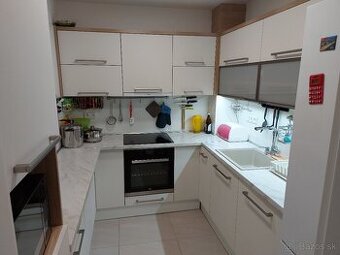 Moderný 4 izbový byt. Prešov - Sekčov