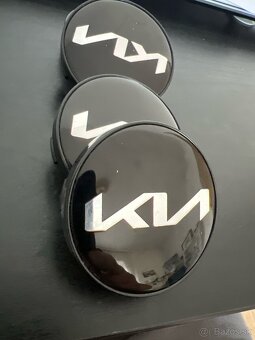 Predam strwdove krytky na disky Logo KIA New