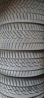 Predám 4ks pekné zimné 225/40r18-92V Good Year