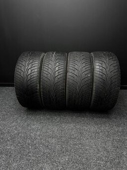 Sada pneu Hankook 295/35/22 102W