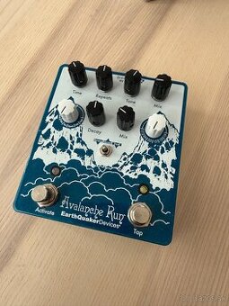 EarthQuaker Devices Avalanche Run V2