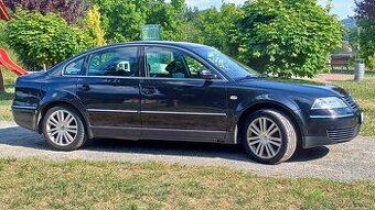 Volkswagen Passat - 1
