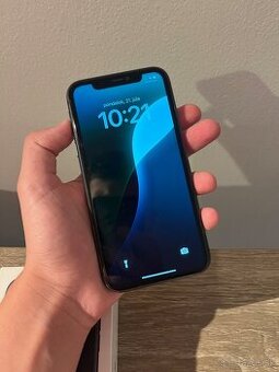Iphone 11 black 64 gb s krabicou