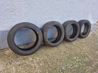 Predám zimné pneumatiky Continental 235/50/R19
