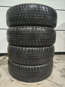 Zimné Pneu Bridgestone 215/65 R17