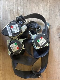 Pásy Škoda Octavia 2