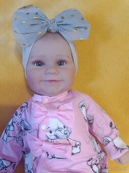 Realistická bábika Saška