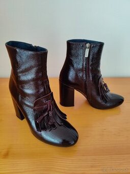 Dámske kožené členkové čižmy POLLINI